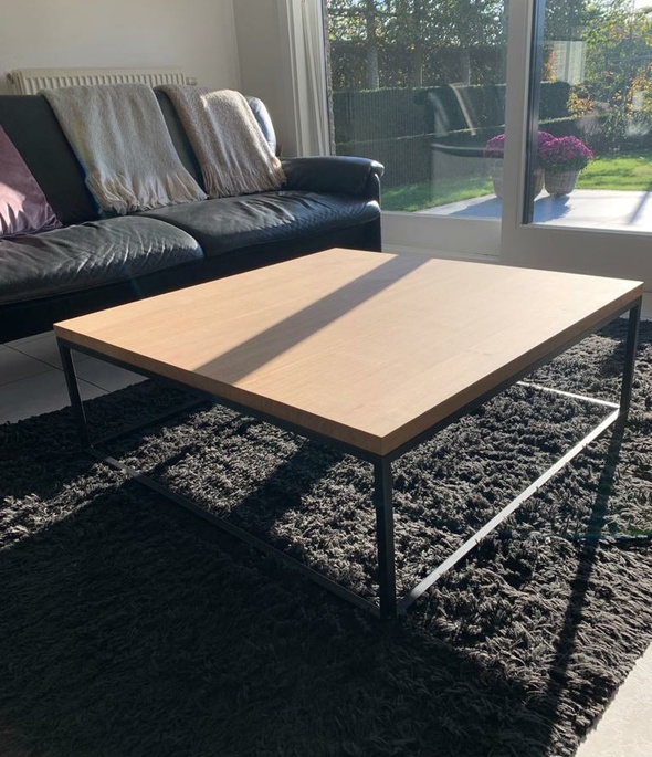 salontafel met eiken blad gemaakt door valcke olivier