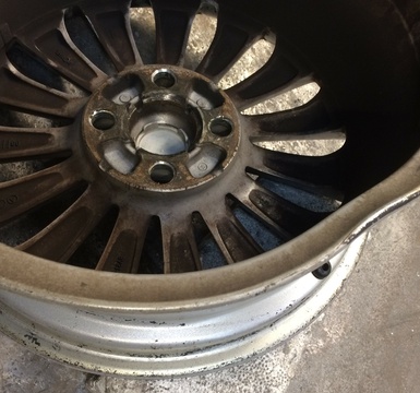 autovelg reparatie